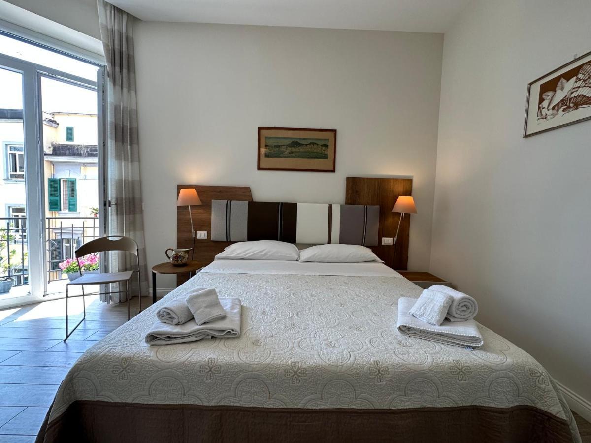 Domus Luca - In The Heart Of Bed & Breakfast *
