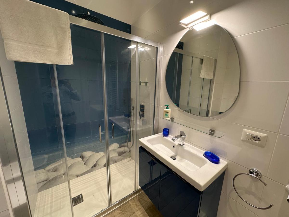 Bed & Breakfast Domus Luca - In The Heart Of
